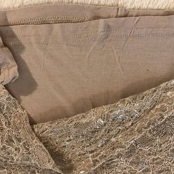 : : H&M Metallic Lace Mini Skirt : : - Picture 6 of 10